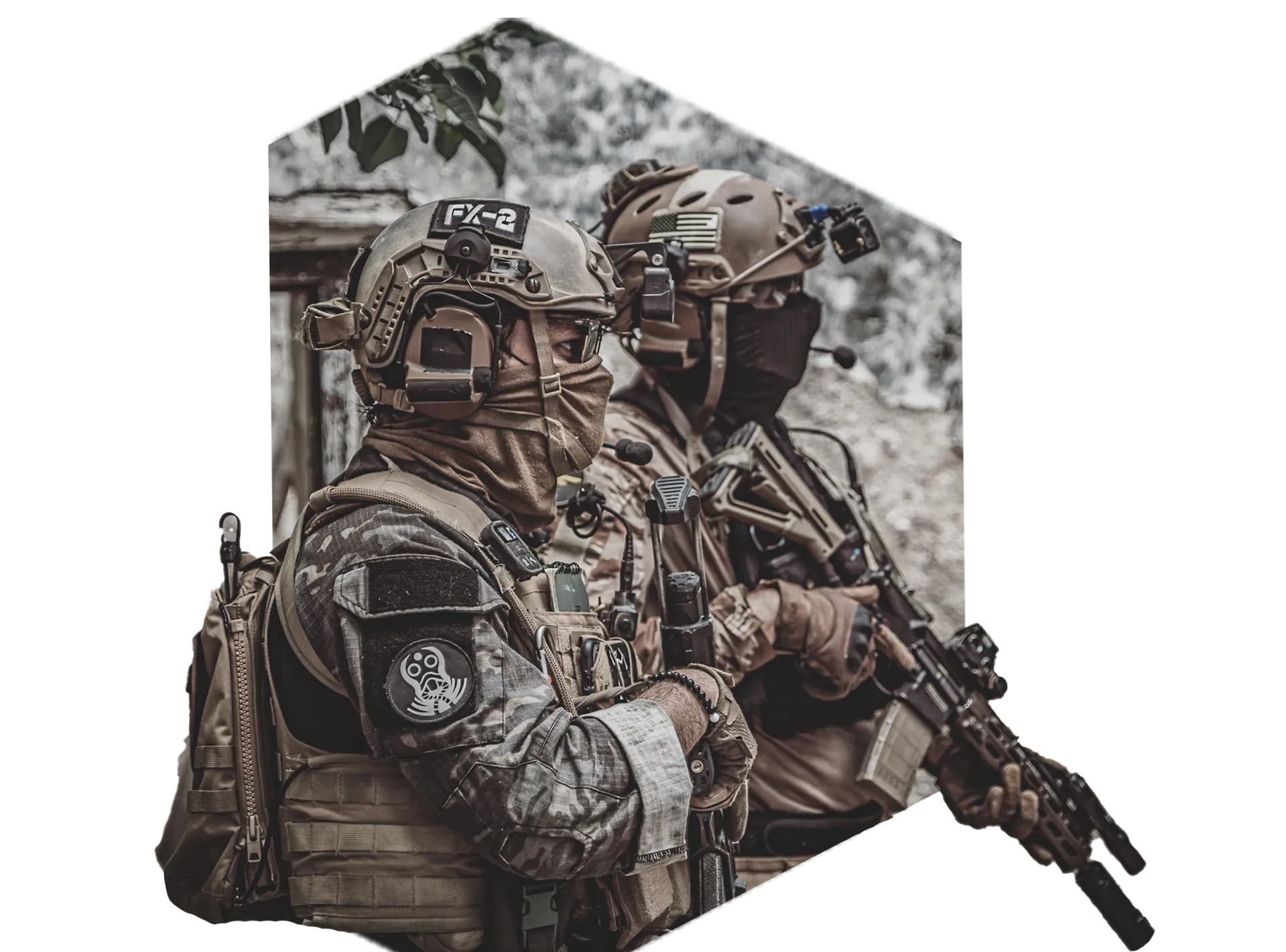 Ilustración de la plataforma Plairsoft mostrando jugadores de airsoft